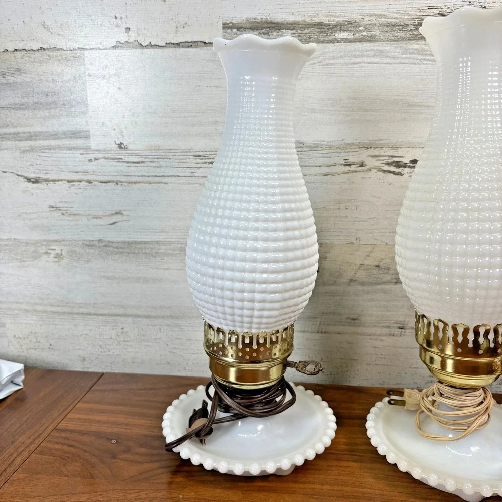 Vintage Hobnail Milk Glass Lamp Table Boudoir Hurricane 14